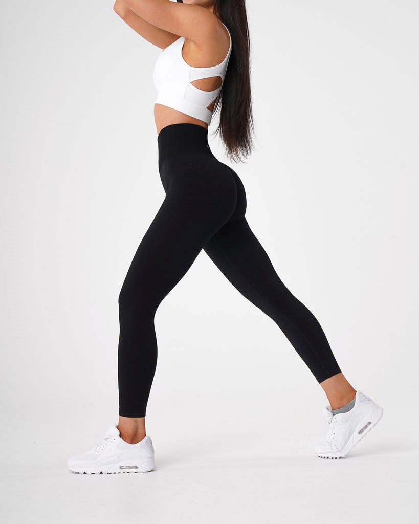 NVGTN Solid Seamless Leggings Čierne | EAN-894205