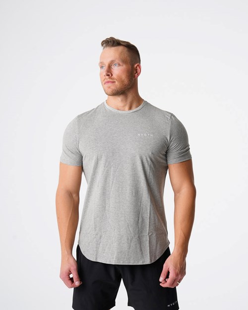 NVGTN Pulse Fitted Tee Siva | ROV-753289